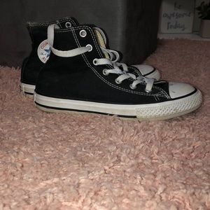 Black converse Sz 2